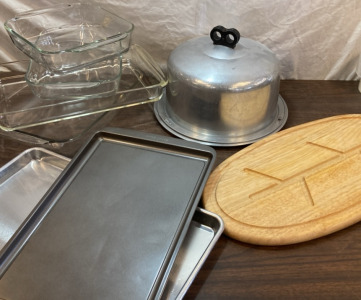 Pyrex Casserole Dishes, Baking Sheets & More