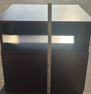Rolly Desk With Cabinets