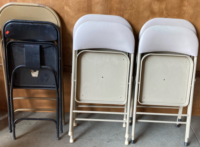 6 Folding Chairs
