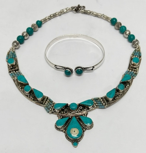 Blue Turquoise Necklace And Bracelet