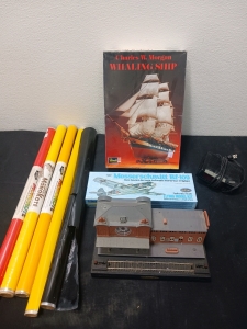 1 Model Ship 1 Modle Plane