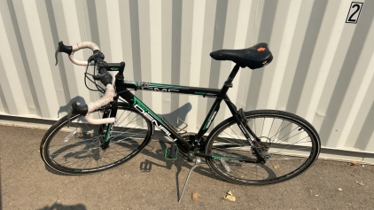 32&rdquo; GMC 700 Denali road series Shimano equipped