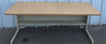 Wooden Top Desk 30&rdquo;x6&rsquo;x29&rdquo;