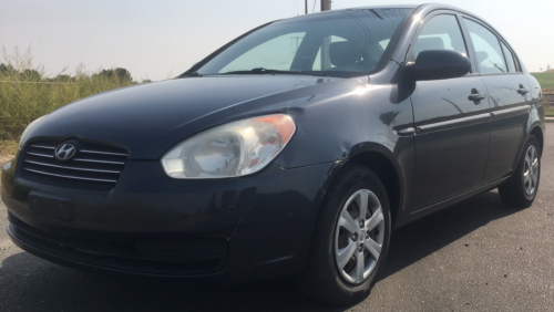 2009 HYUNDAI ACCENT - DROVE WELL