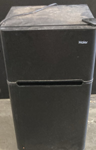 SMALL HAIER FRIDGE