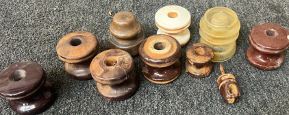 (10) VINTAGE CERAMIC UTILITY INSULATORS.