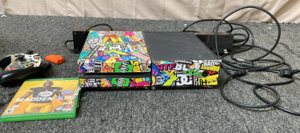 XBOX ONE WITH CUSTOM SKIN (TESTED DOES TURN ON). MADDEN 19, WIRELESS CONTROLLER, 3 BATTERIES.