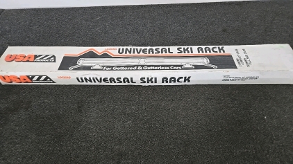 (1) USA Products Locking Universal Ski Rack
