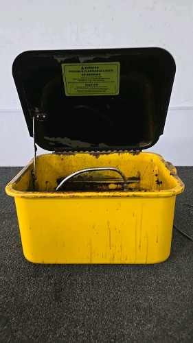 (1) Tool/Parts Cleaning Station