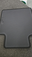 (1) Set of 4 Car Floor Mats - 7