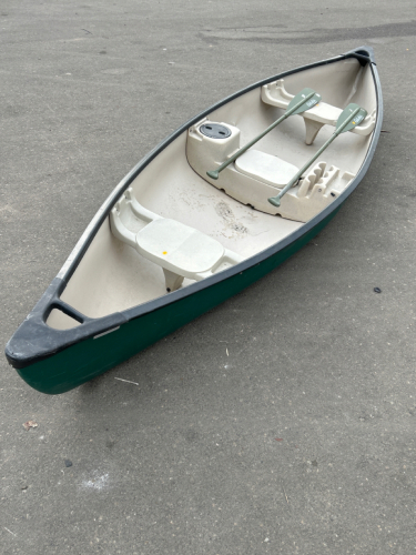 13' Green Canoe with Pair of Canela Paddles