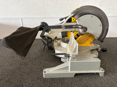 Dewalt 12" Compound Miter Saw