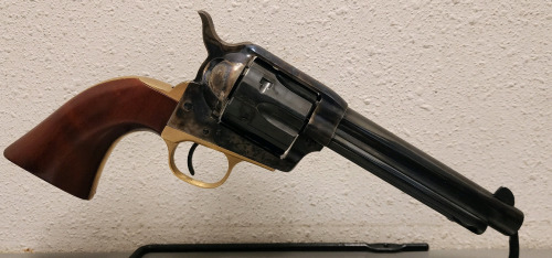 Umberti Model 1873 .357 Mag Revolver-- UM2657