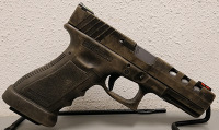 Glock 22 .40S&W Semi Automatic Pistol-- EYU657US