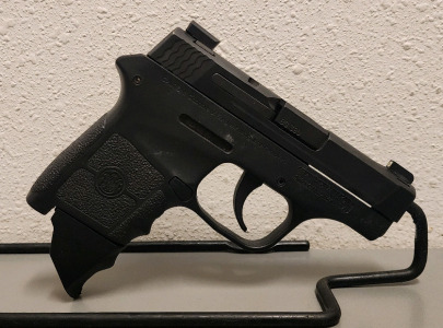 Smith & Wesson M&P Bodyguard .380ACP Semi Automatic Pistol-- KDF0630