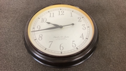Papillon De Gardin Wall Clock