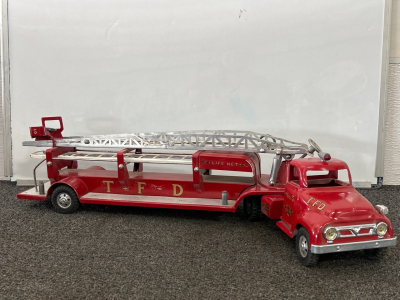 32" Collectable Die Cast Firetruck