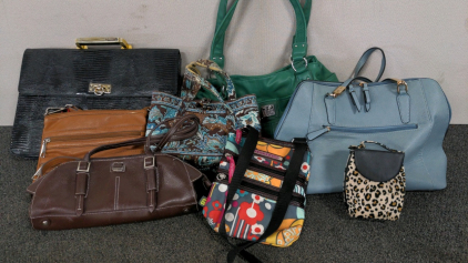 (8) Purses