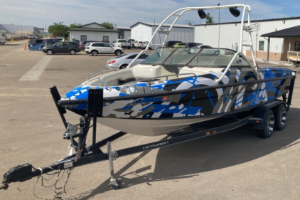 2002 SKI CENTURION CONCOURSE BOAT AND TRAILER