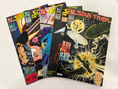 (5) Star Trek Comics