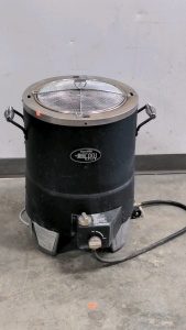 Oil-less Turkey Fryer