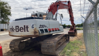 LINK BELT 210LX EXCAVATOR - RETIREMENT SALE - 3240 HRS - RUNS WELL - 7