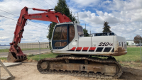 LINK BELT 210LX EXCAVATOR - RETIREMENT SALE - 3240 HRS - RUNS WELL - 38