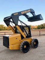 New Holland LX865 Skid Steer Loader - Solid Tires - 7