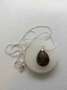 Olive Green and Black Veins Agate Necklace