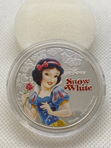 1 Troy oz .999 Fine Silver Disney "Snow White" Round