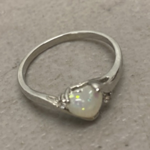 (1) Size 10 Opal Ring