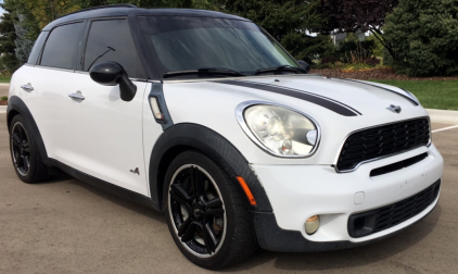 2012 MINI COOPER - AWD - MANUAL!!