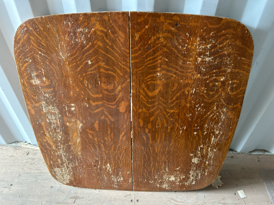 (1) Hardwood table