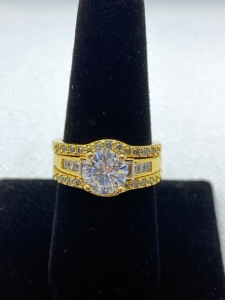 3 Piece Gold Toned 18k Wedding Ring Set- Size 7.5