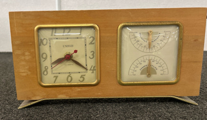 Vintage Wood Clock