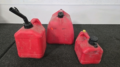 (1) Set of 3 Different Gas Cans