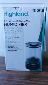 Highland 1.2gal Humidifier 7.5x7.5x13 #5106428 (R5)