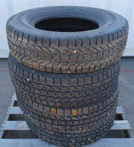 (4) Firestone WinterForce Stud LT 245/75R17 - 121/118R Tires