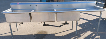 (1) 3 Bowl Stainless Sink - Restaurant - 123"&times;29&times;43"
