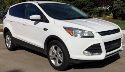 2015 FORD ESCAPE - 4X4 - TINTED WINDOWS!!