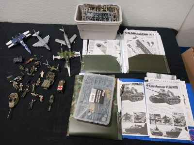 Model Planes And Army Men Model Info Panplets