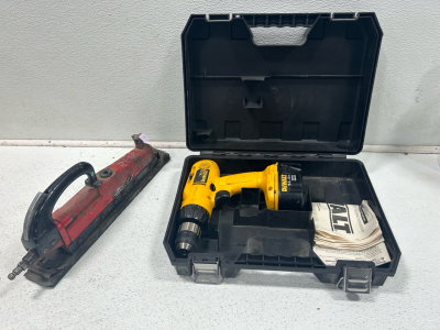 (1) Dewalt drill (1) Sander
