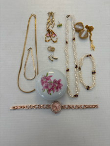 Assorted Jewelry