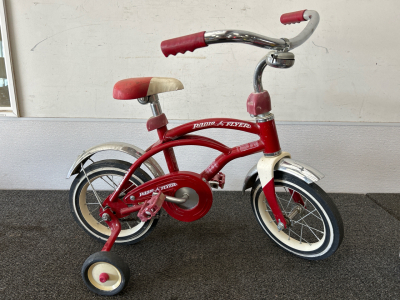 Vintage Radio Flyer Tricycle