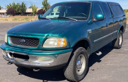 1998 FORD F-150 - 4X4!