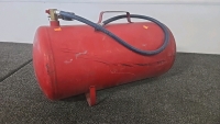 (1) Midwest Products Portable Air Tank - 11