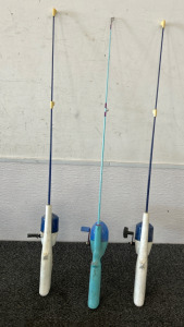 (3) Children’s Fishing Poles