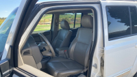 2010 JEEP COMMANDER - 4X4 - 11