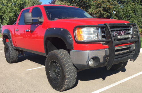 2013 GMC SIERRA 1500 - 4X4 - LIFTED!!