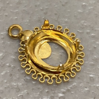 (3) 6x8cm Gold filled Pendants (1) 8x10cm Gold Filled Pendant (1) 6x8cm Gold Filled Pendant, and more gold filled pendants. - 5